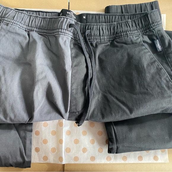 Hollister Other - Hollister Stacked Skinny Jogger (Grey/Black) Men’s, Size Med. Like New.